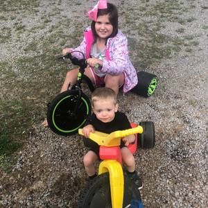 Meet your Posher, Lorrie